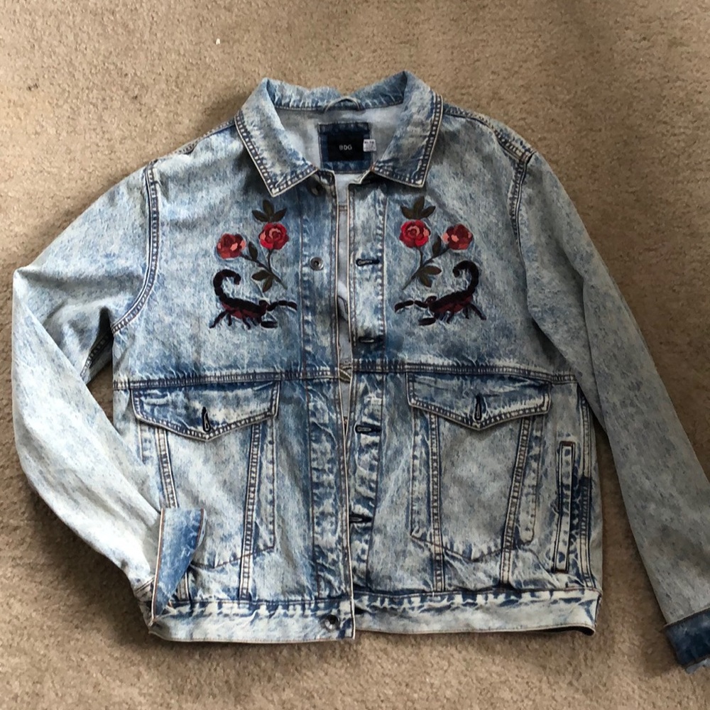 BDG oversized embroidered vintage denim jacket XL